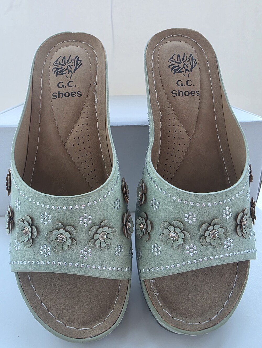 G.C. Shoes Women's Mint Green Floral Slip-On Mules
